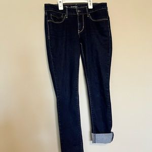Levi’s Demi curve dark wash jeans